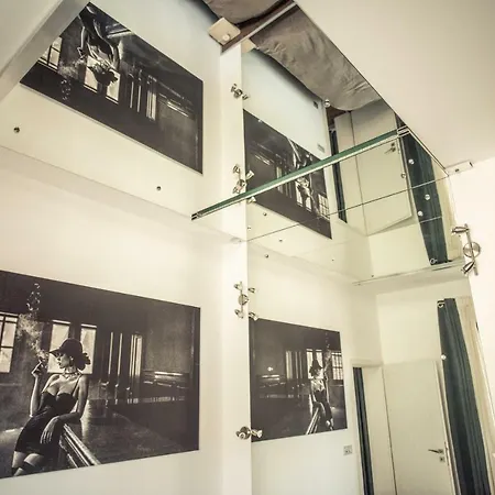 Διαμέρισμα Cinematique - Designer One Bedroom With Unbeatable Location *