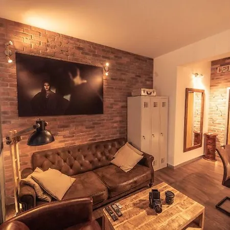 Διαμέρισμα Cinematique - Designer One Bedroom With Unbeatable Location